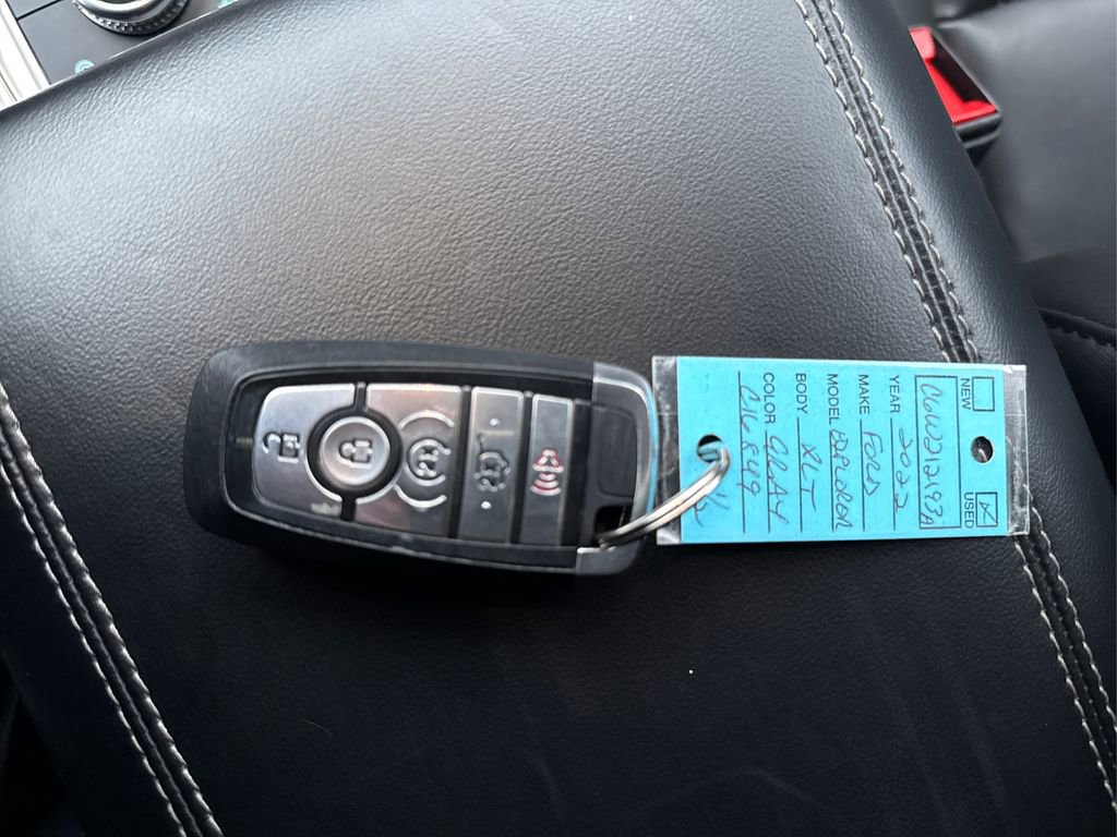 Used 2022 Ford Explorer XLT w/ Equipment Group 202A image 41