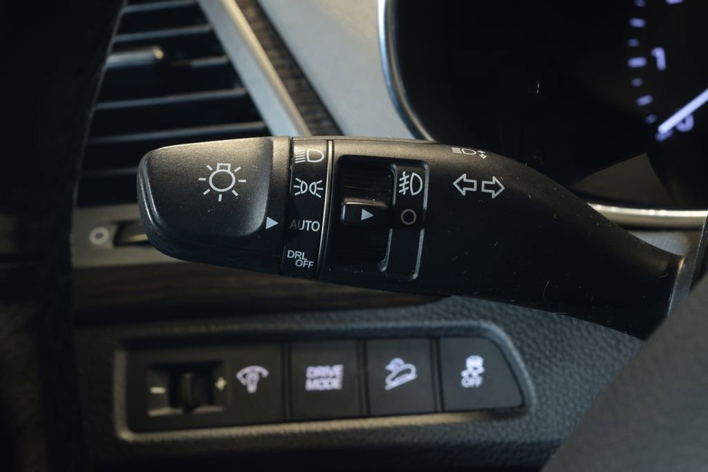 Used 2017 Hyundai Santa Fe Sport AWD/4WD image 19