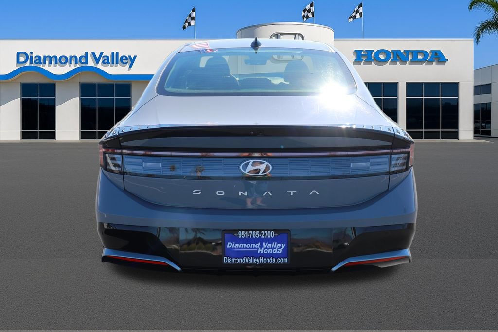 Used 2024 Hyundai Sonata SEL FWD image 5