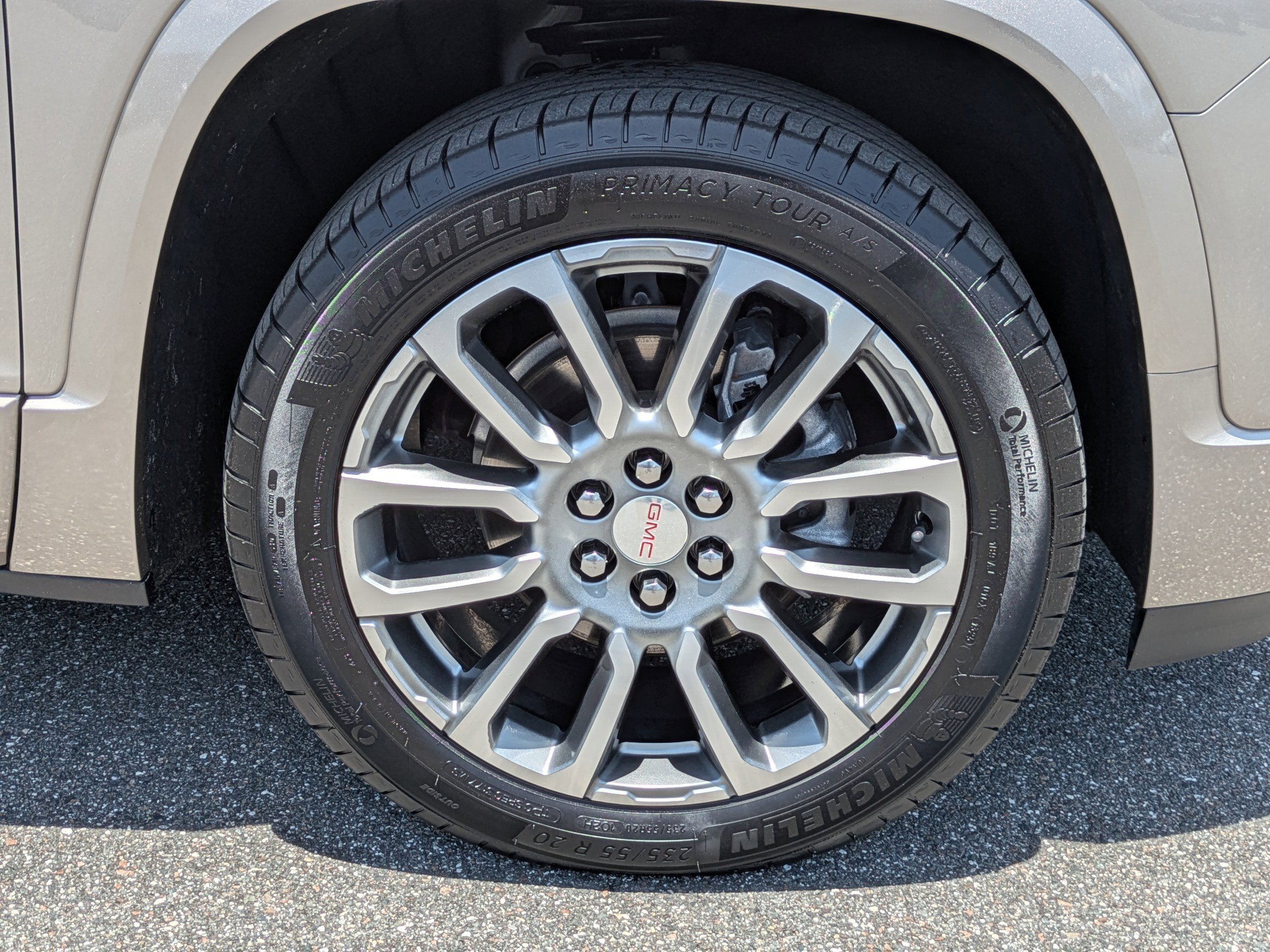 Used 2023 GMC Acadia Denali w/ Denali Ultimate Package AWD/4WD image 11