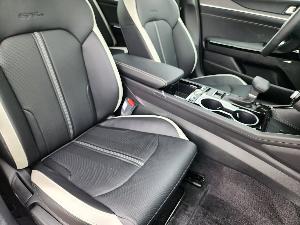 New 2026 Kia K5 GT-Line image 12