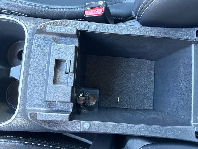 Used 2022 Subaru Outback Limited w/ Tech Package 3 image 27