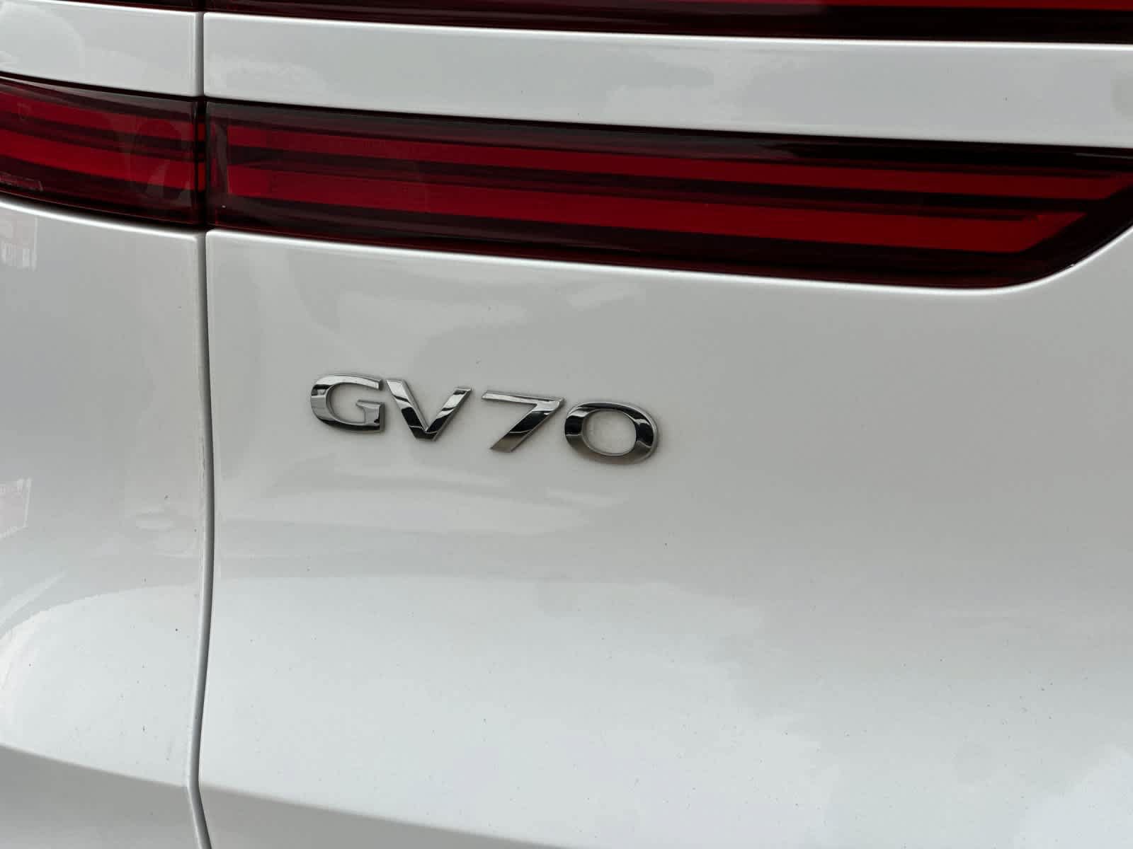 Used 2025 Genesis GV70 2.5T AWD/4WD image 29