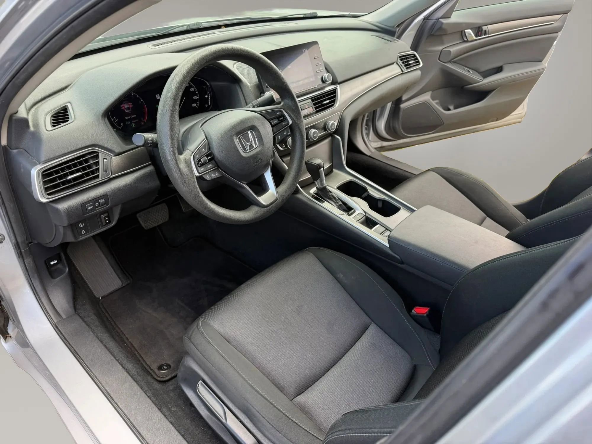 Used 2019 Honda Accord LX image 10