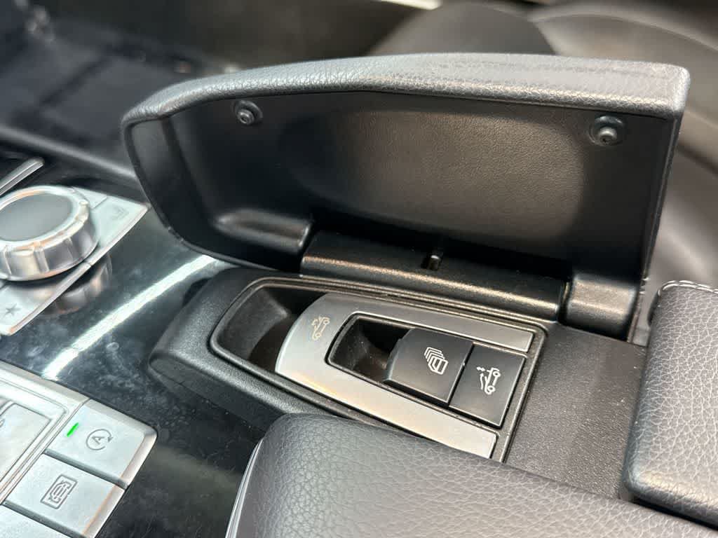 Used 2017 Mercedes-Benz SL 550 image 26