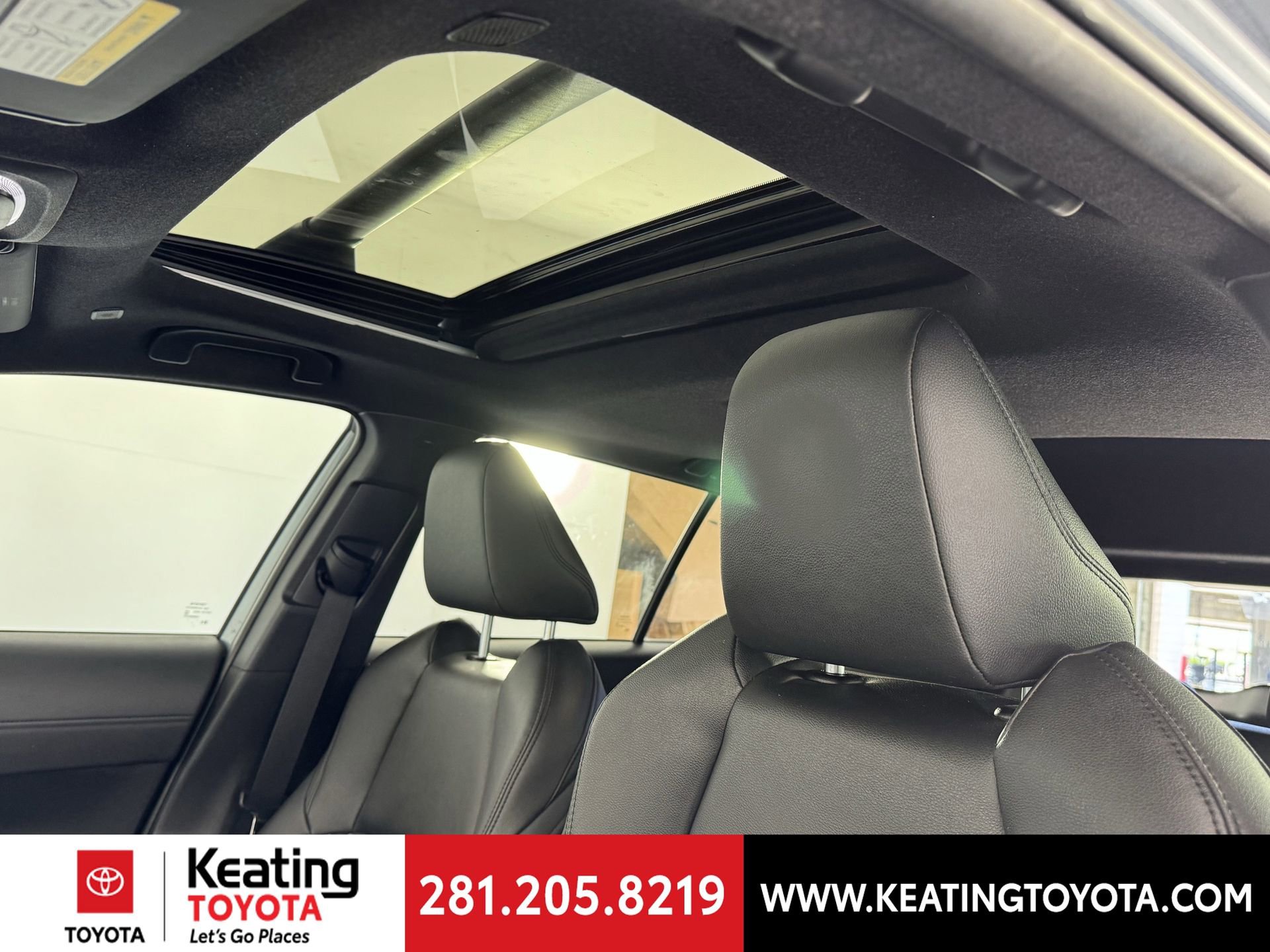 Used 2025 Toyota Corolla Cross AWD Hybrid w/ Convenience Package image 20