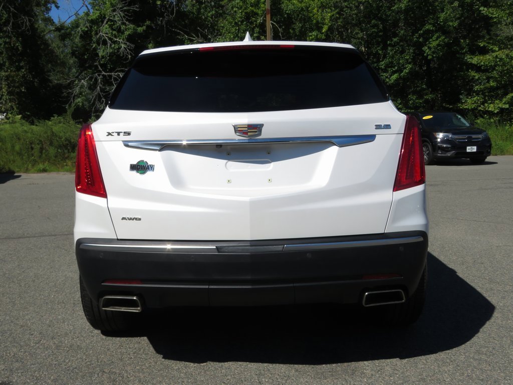 Used 2018 Cadillac XT5 AWD image 7
