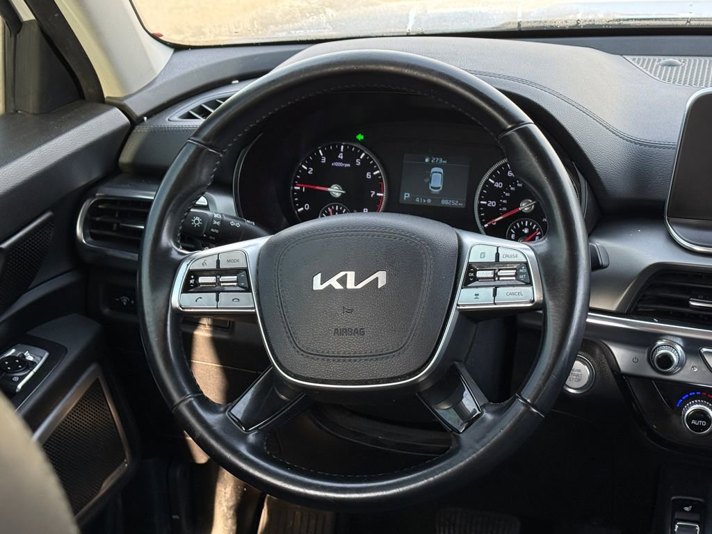 Used 2022 Kia Telluride S image 19