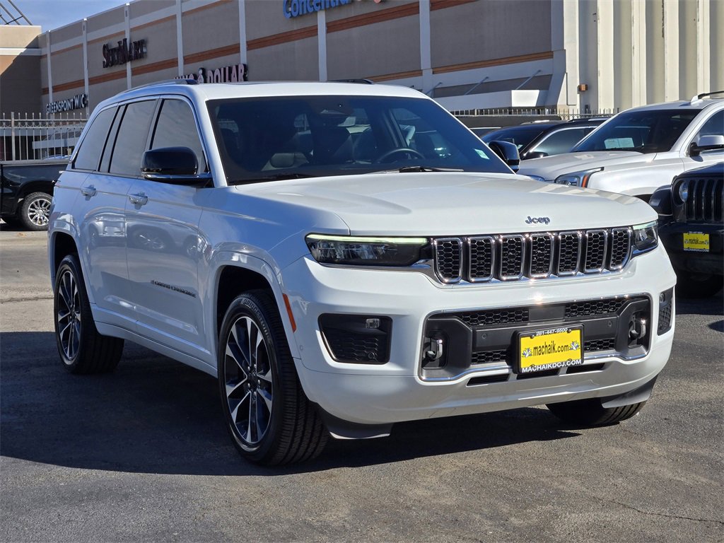 Used 2022 Jeep Grand Cherokee Overland image 3