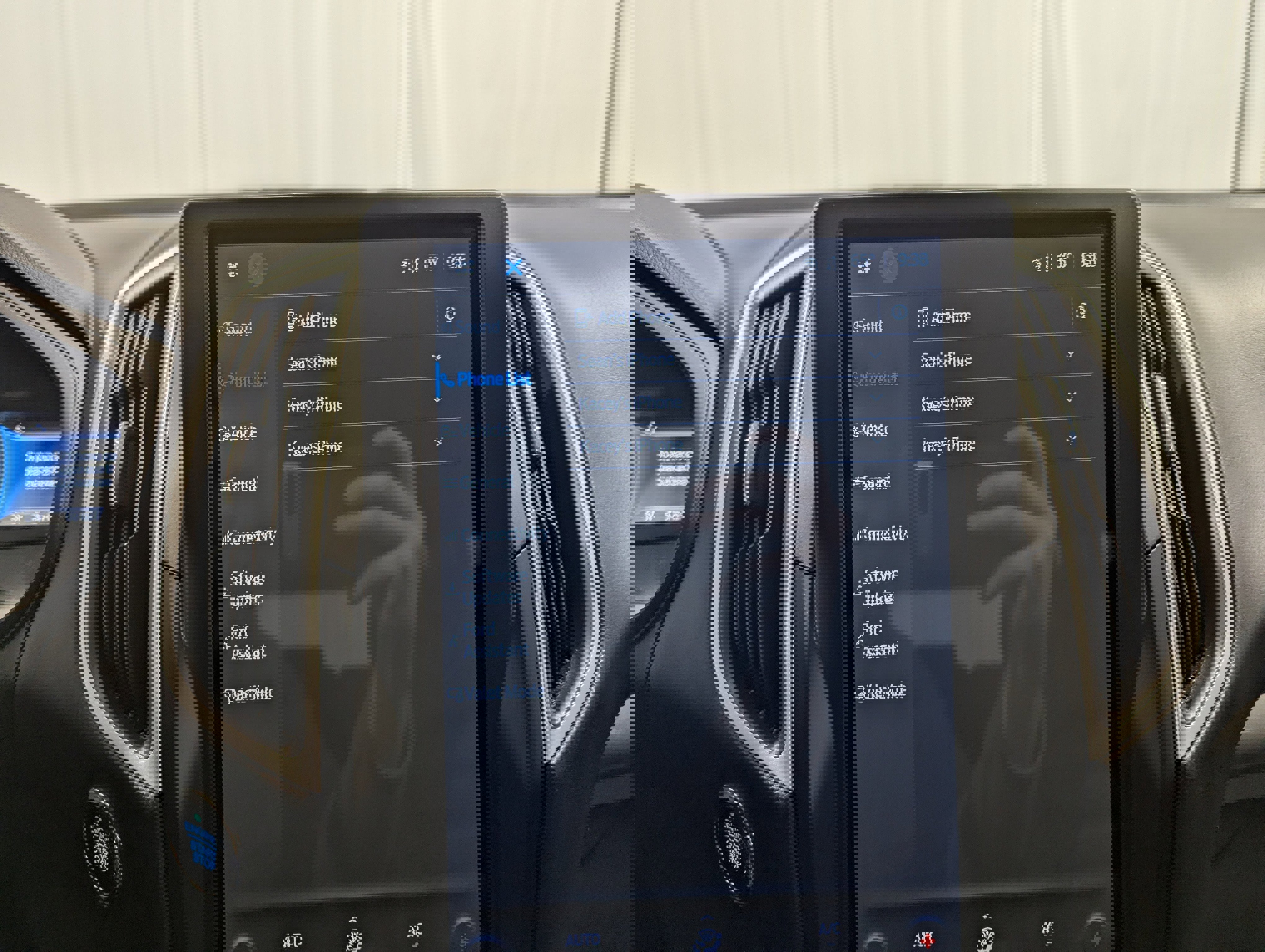 Used 2024 Ford Edge SEL w/ Convenience Package image 19