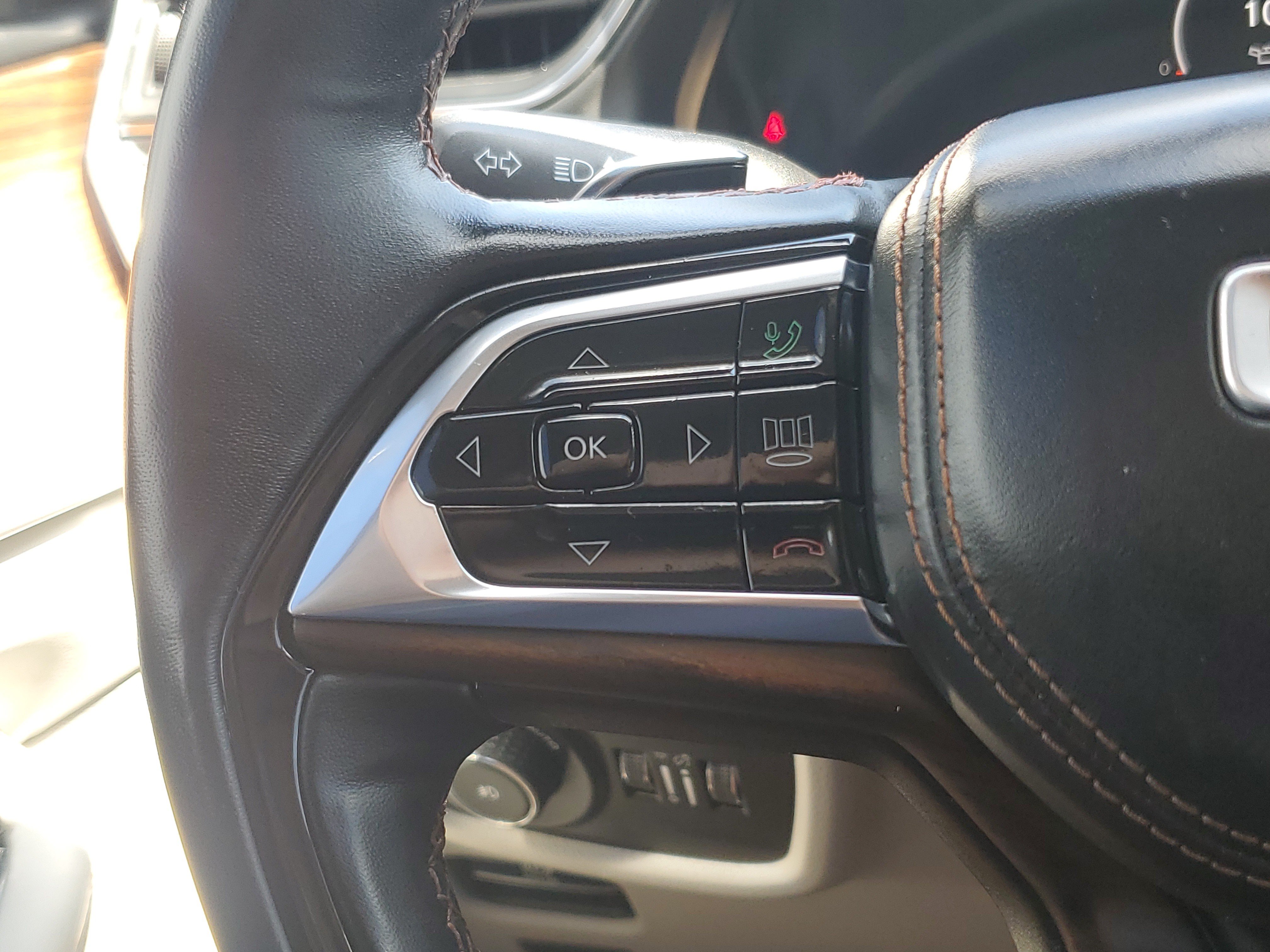 Used 2021 Jeep Grand Cherokee L Summit w/ Luxury Tech Group V RWD image 26
