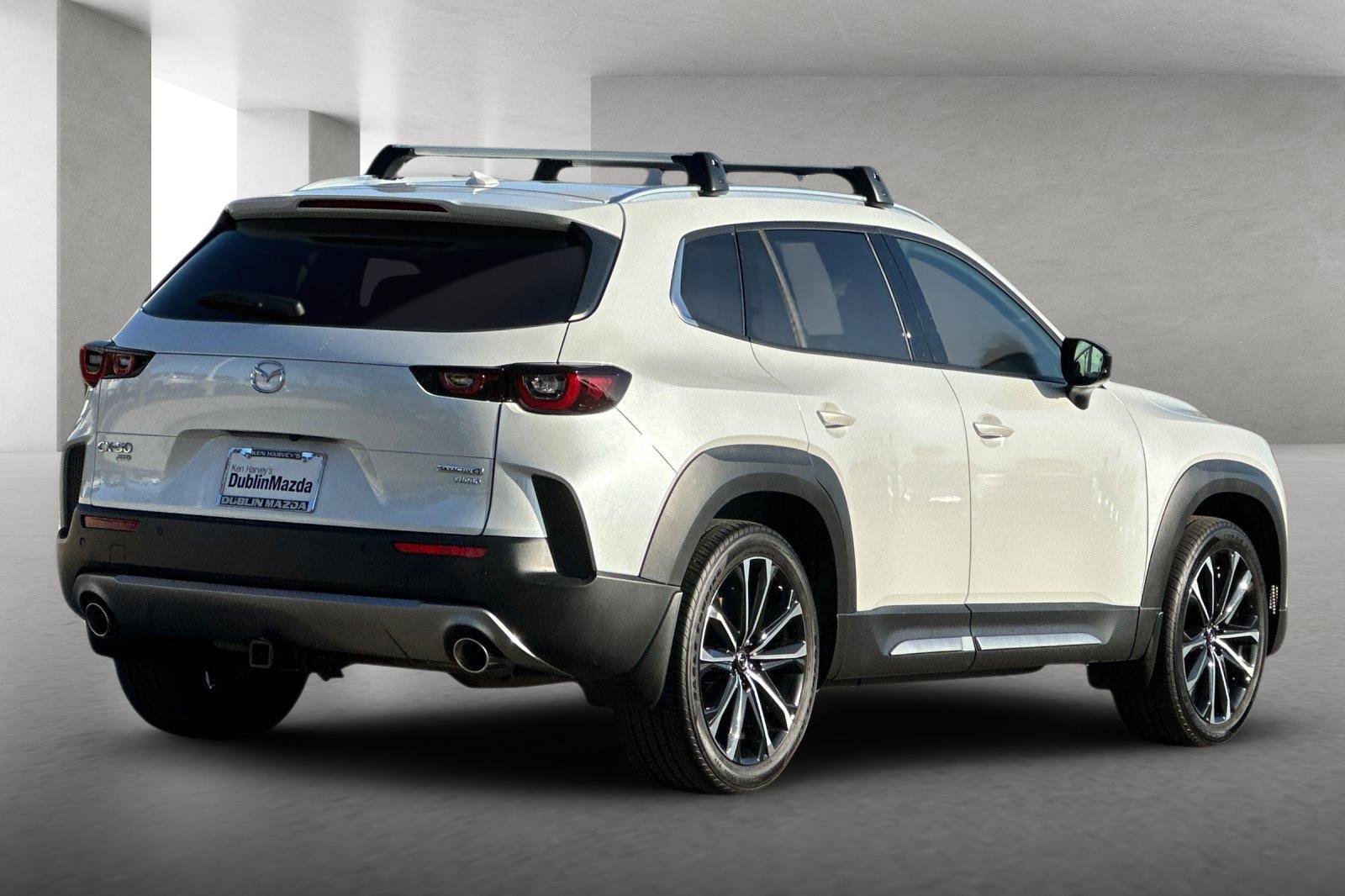 Certified 2025 MAZDA CX-50 2.5 Turbo w/ Accent Package image 4