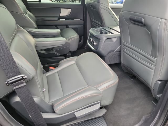 Certified 2025 Ford Expedition Active RWD image 18