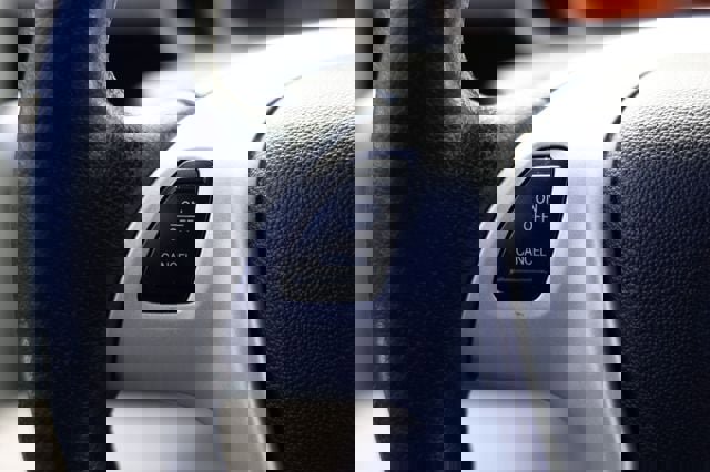 Used 2013 smart fortwo passion w/ Cruise Control Pkg image 22