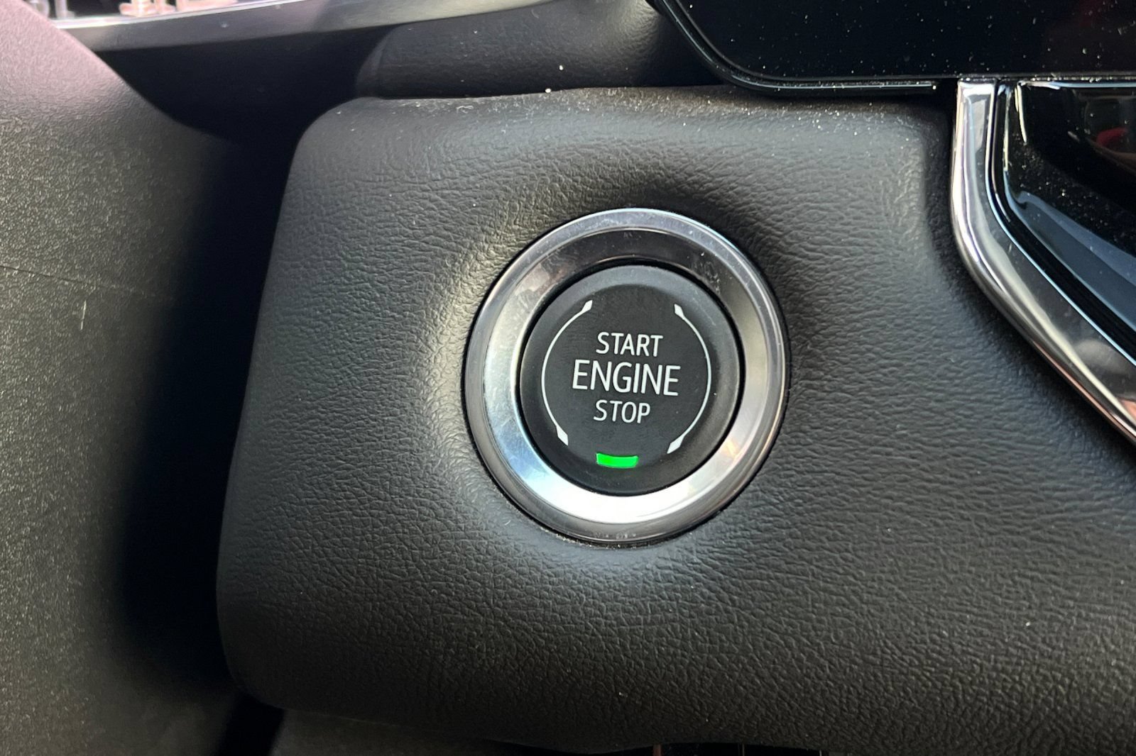 Used 2026 GMC Canyon Elevation RWD image 30