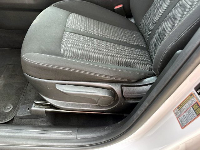 Used 2023 Kia Sorento LX FWD image 17