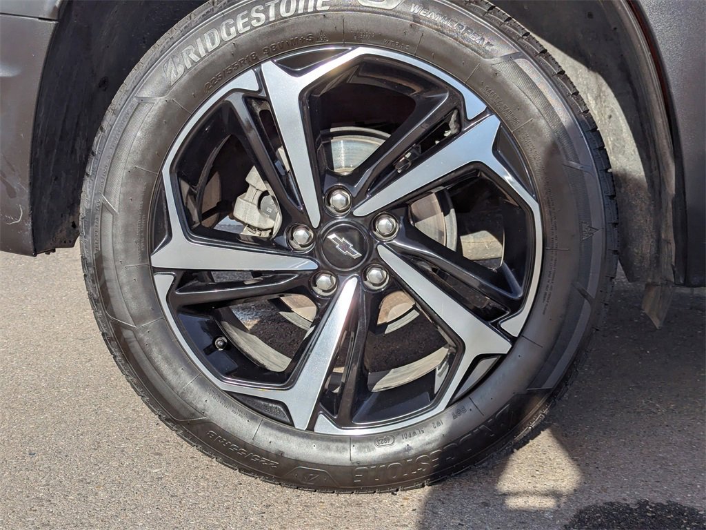 Used 2023 Chevrolet TrailBlazer RS w/ Sun and Liftgate Package image 47