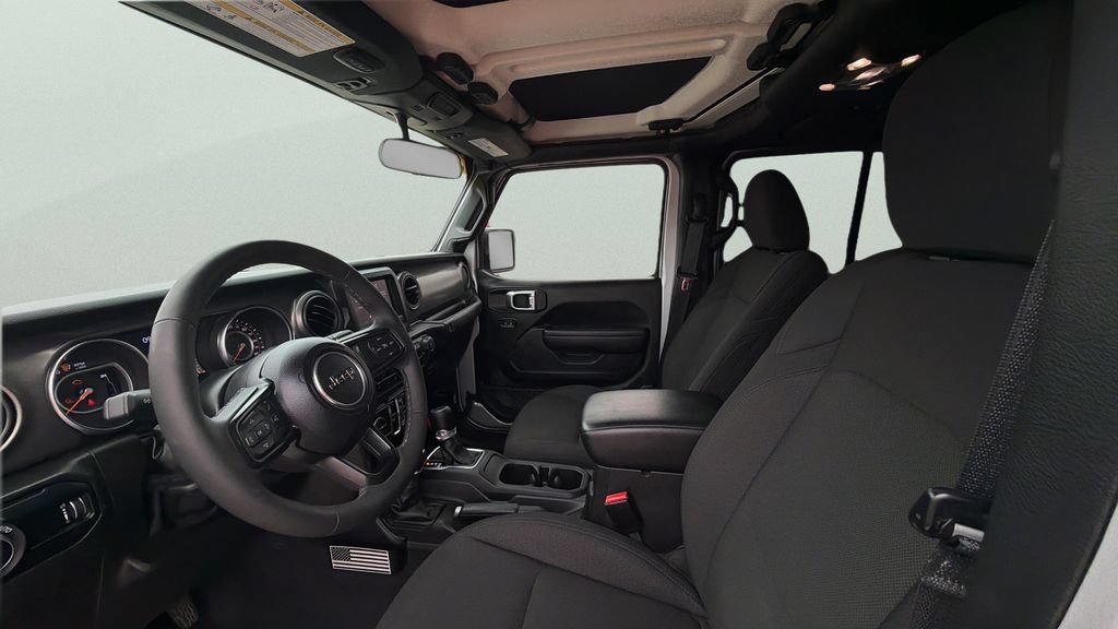 Used 2023 Jeep Gladiator Sport AWD/4WD image 21