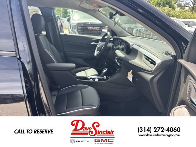 New 2026 Buick Encore GX Avenir w/ Avenir Technology Package AWD/4WD image 23