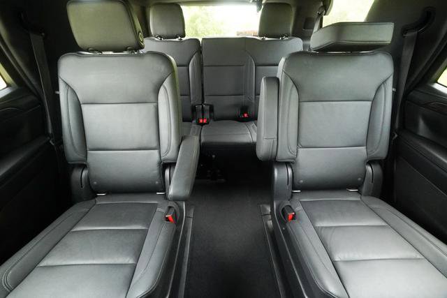 Used 2021 Chevrolet Tahoe LT w/ Luxury Package image 26