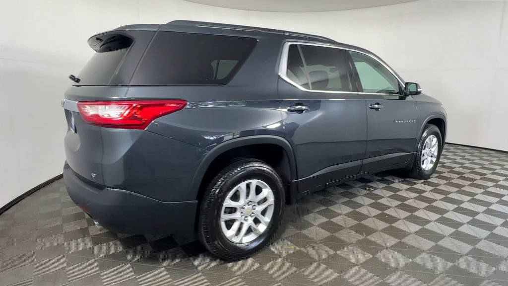 Used 2019 Chevrolet Traverse LT FWD image 11