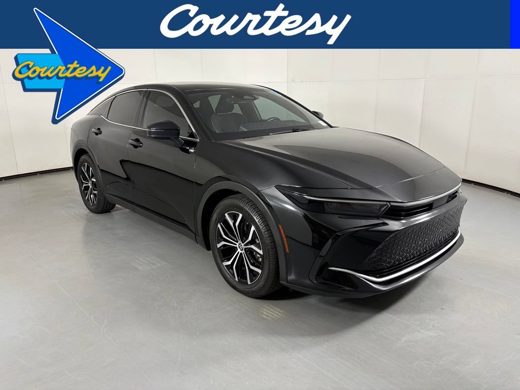 Used 2023 Toyota Crown AWD/4WD image 1