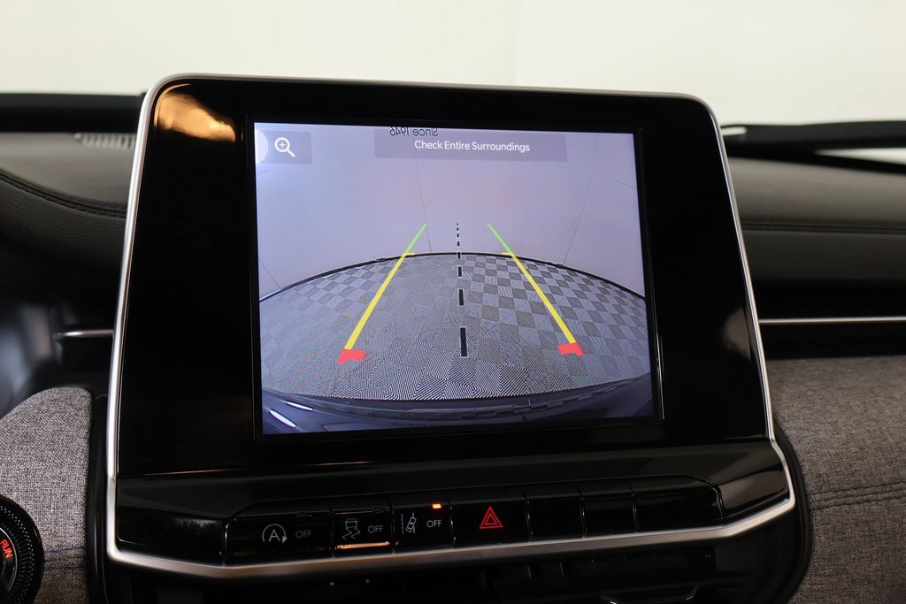 Used 2025 Jeep Compass Sport image 6