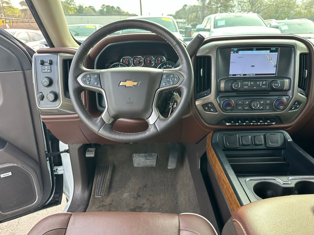 Used 2018 Chevrolet Silverado 1500 High Country w/ High Desert Package AWD/4WD image 16