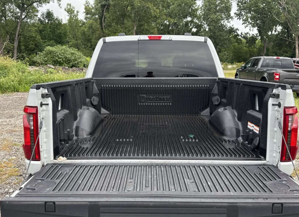 Used 2024 Ford F150 XLT w/ XLT Black Appearance Package AWD/4WD image 6