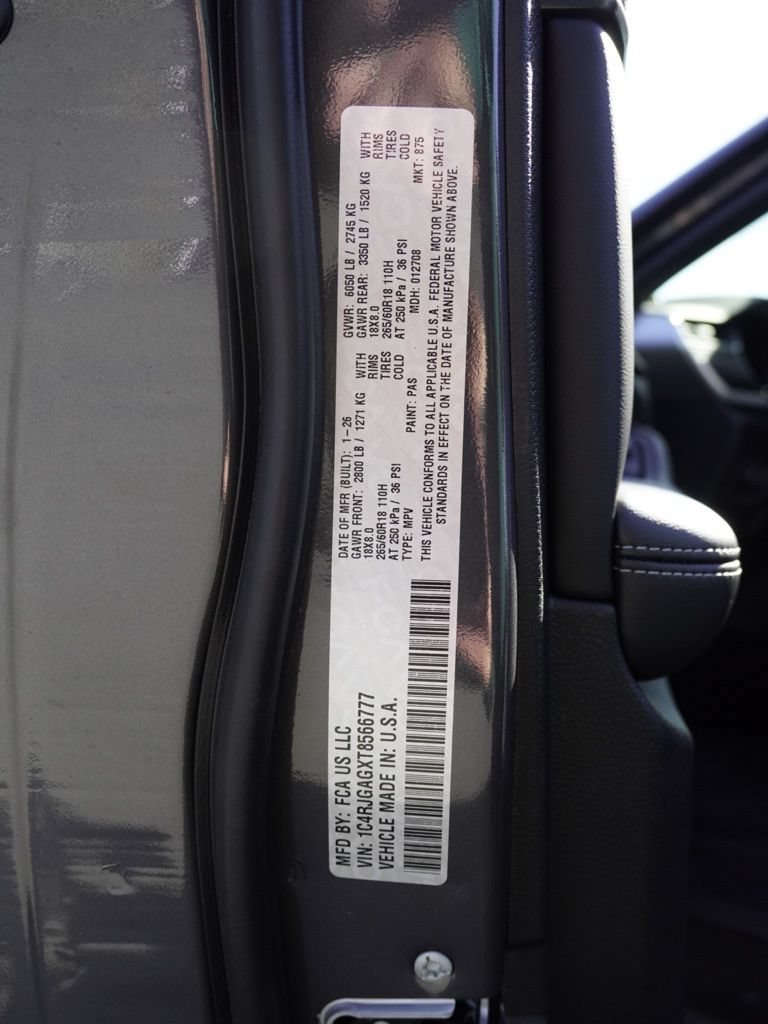 New 2026 Jeep Grand Cherokee Laredo X RWD image 32