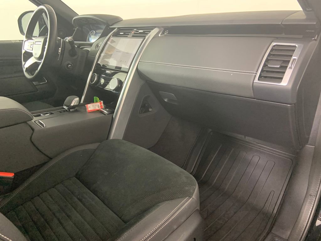 Used 2023 Land Rover Discovery S R-Dynamic AWD/4WD image 18