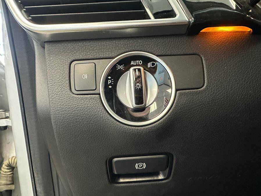 Used 2017 Mercedes-Benz GLS 450 4MATIC image 24