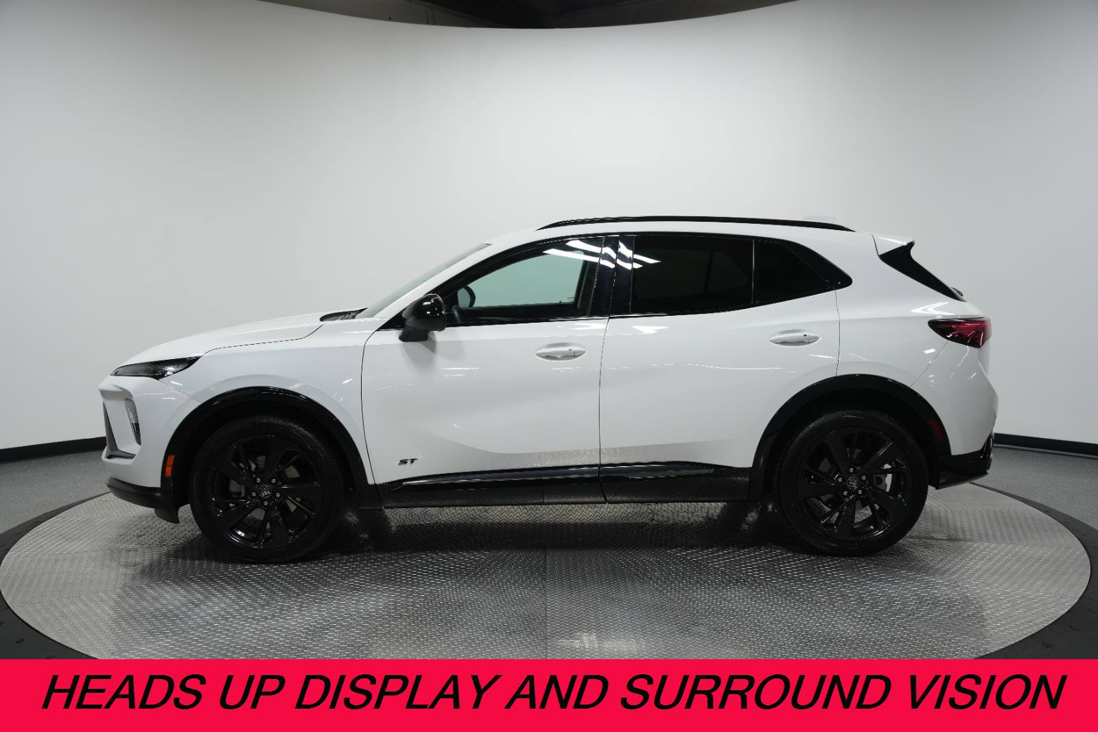 Used 2025 Buick Envision Sport Touring image 5