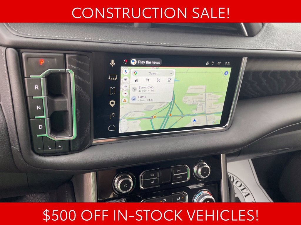 Used 2023 GMC Yukon Denali w/ Advanced Technology Package AWD/4WD image 33