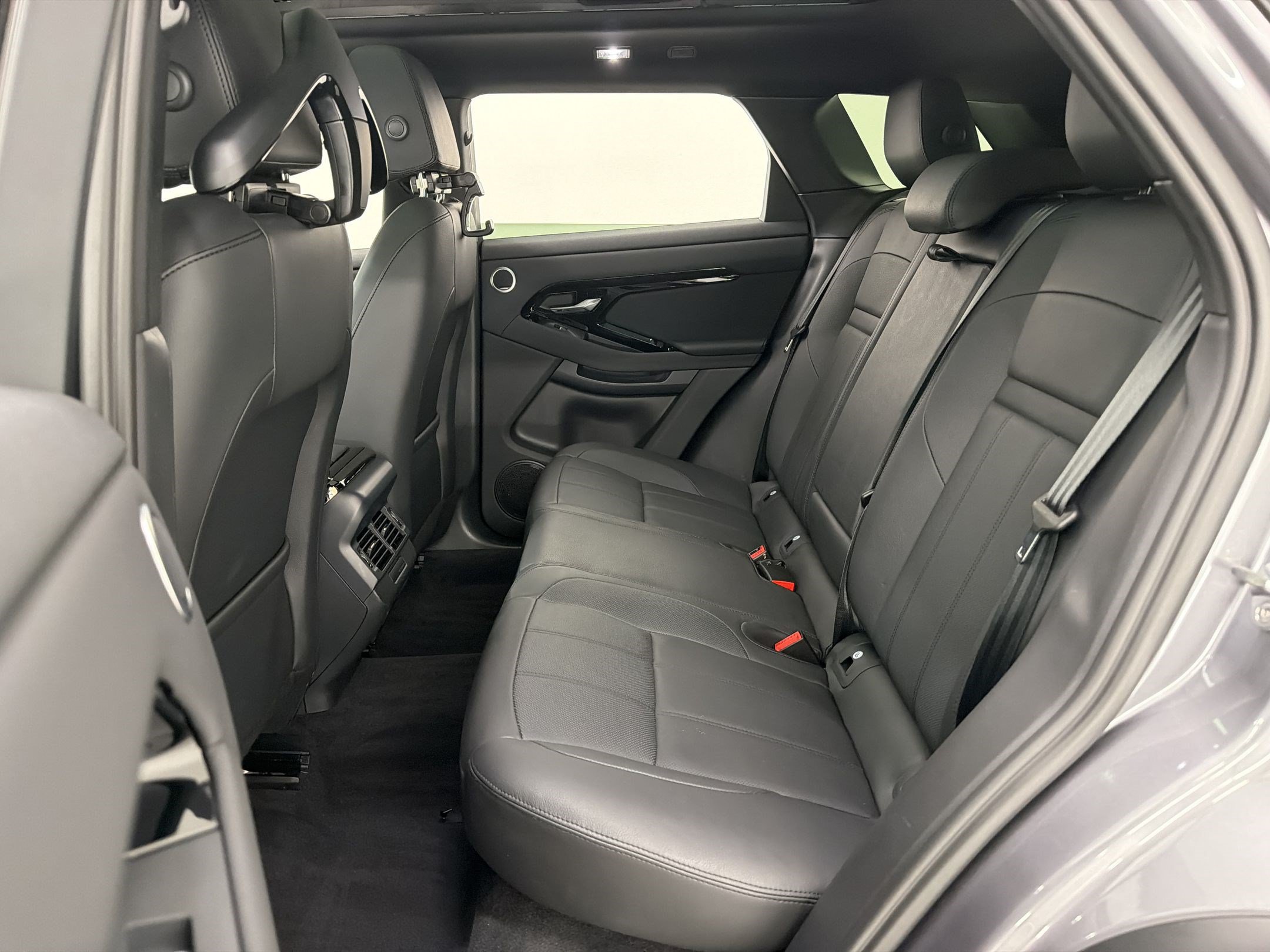 Certified 2026 Land Rover Range Rover Evoque S AWD/4WD image 26