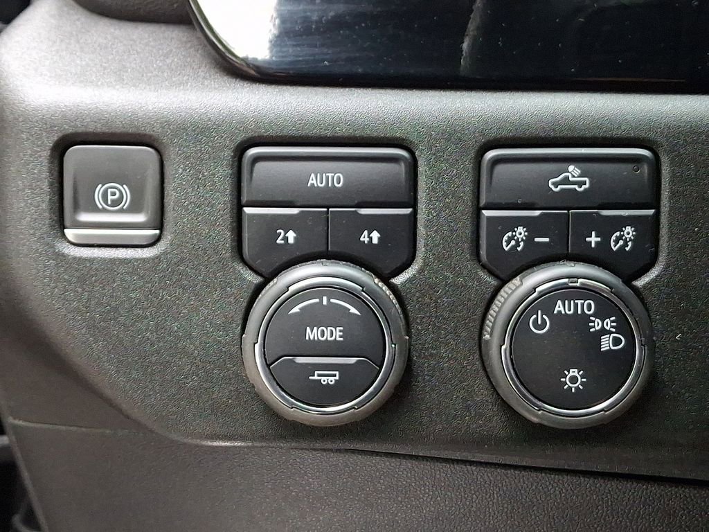 Used 2023 Chevrolet Silverado 1500 LT w/ Convenience Package II AWD/4WD image 22