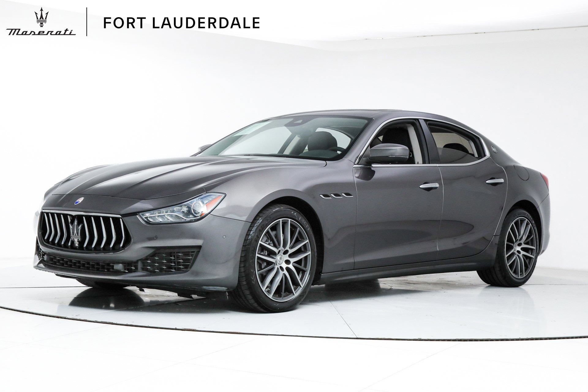 Used 2021 Maserati Ghibli S Q4 AWD/4WD image 1