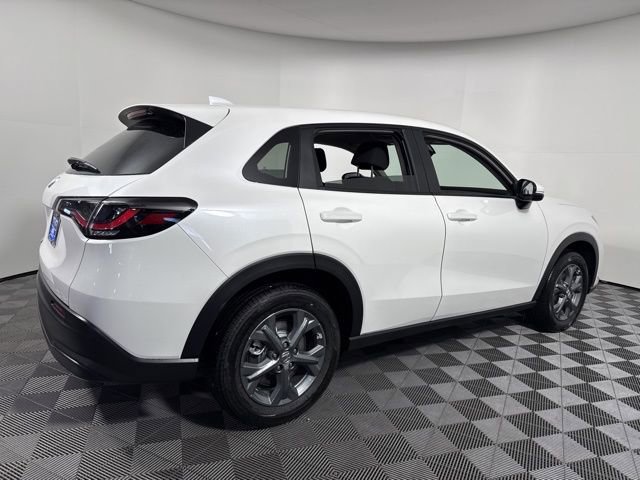 New 2026 Honda HR-V LX image 8
