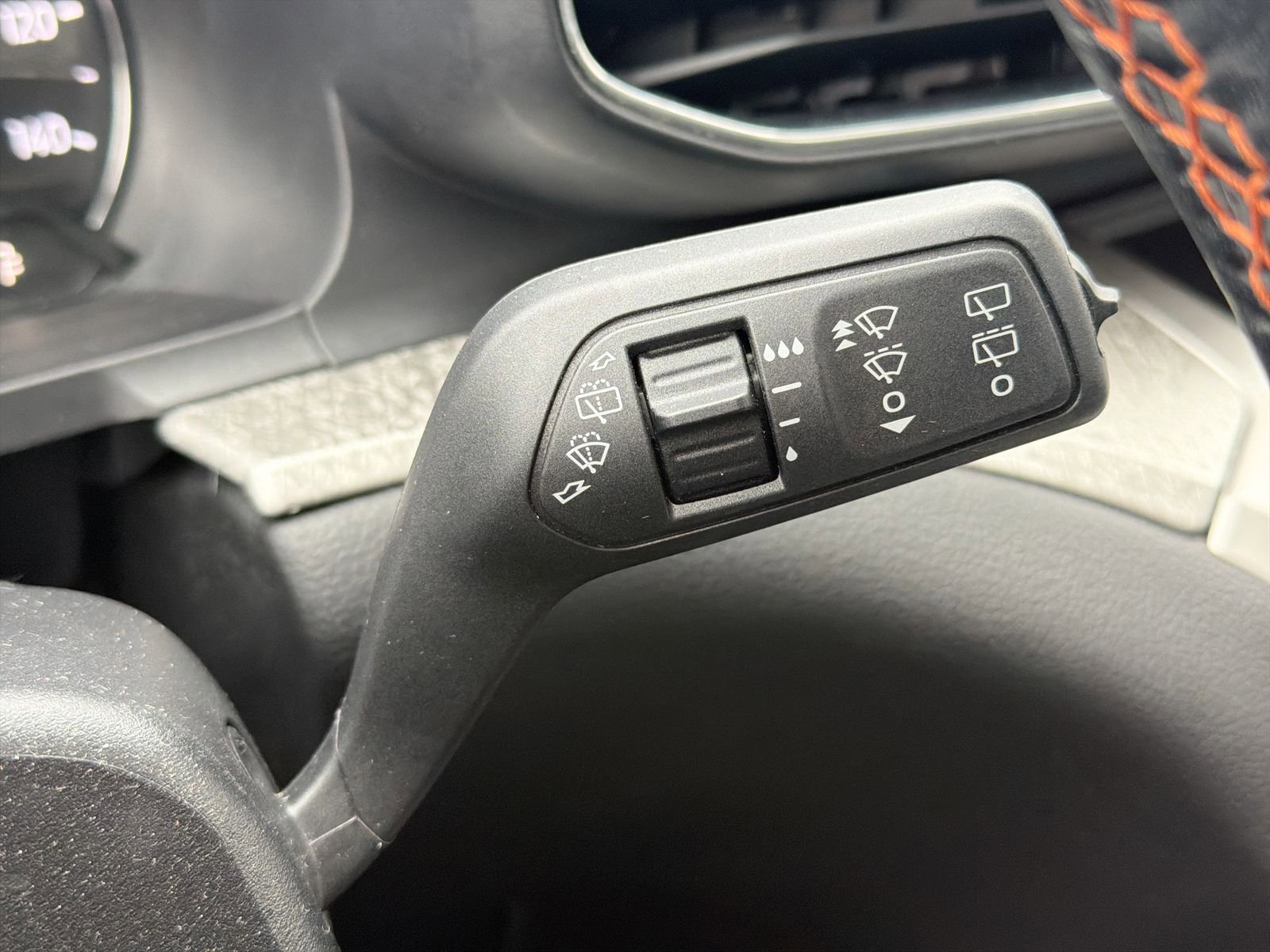 Used 2022 Ford Explorer Timberline w/ Timberline Technology Package AWD/4WD image 33