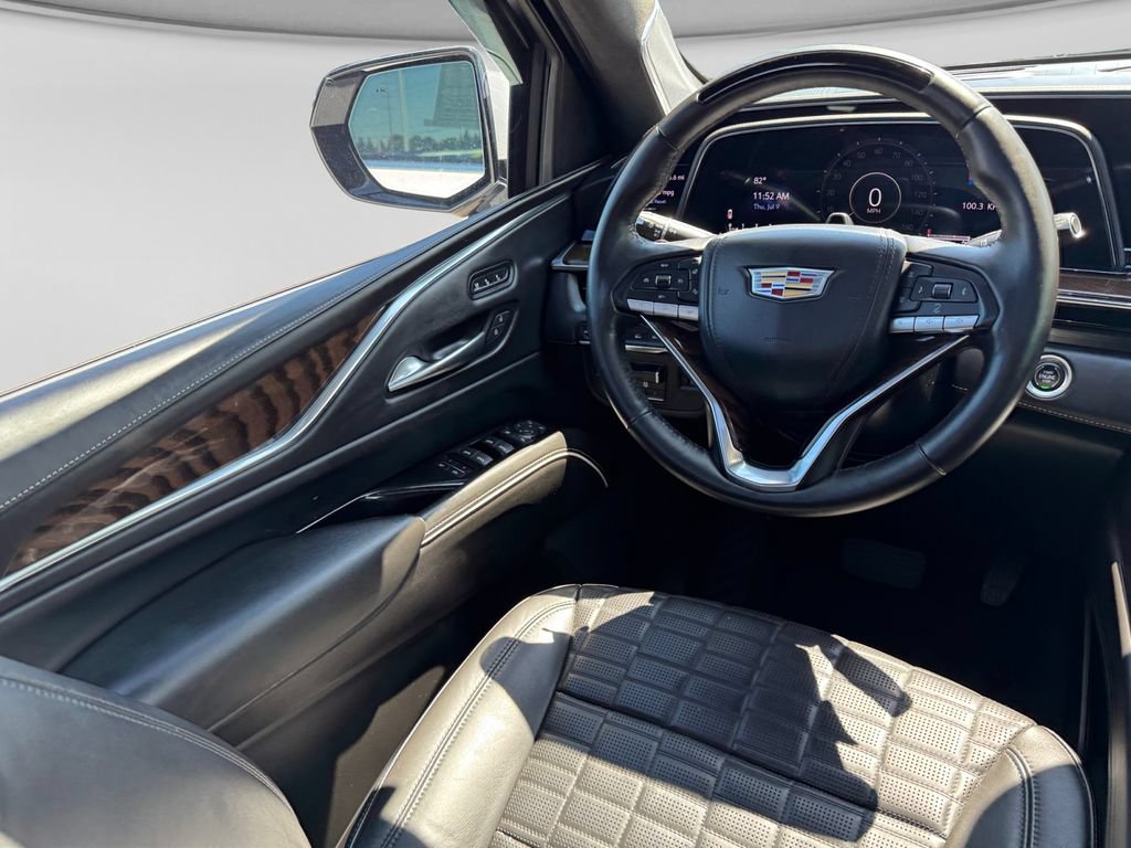 Used 2021 Cadillac Escalade Premium Luxury Platinum AWD/4WD image 23