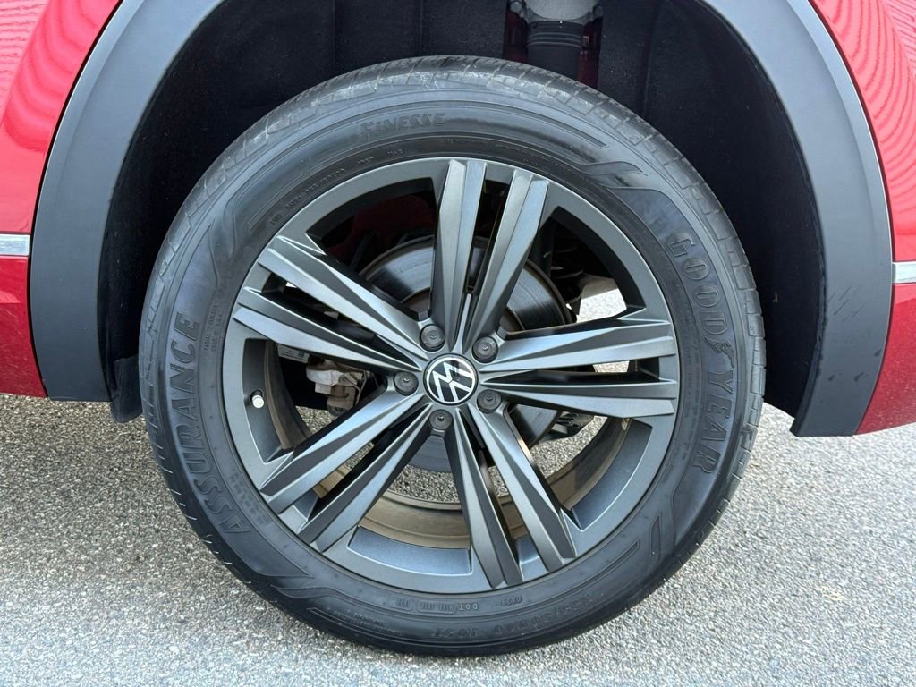 Used 2022 Volkswagen Atlas Cross Sport SEL R-Line image 59