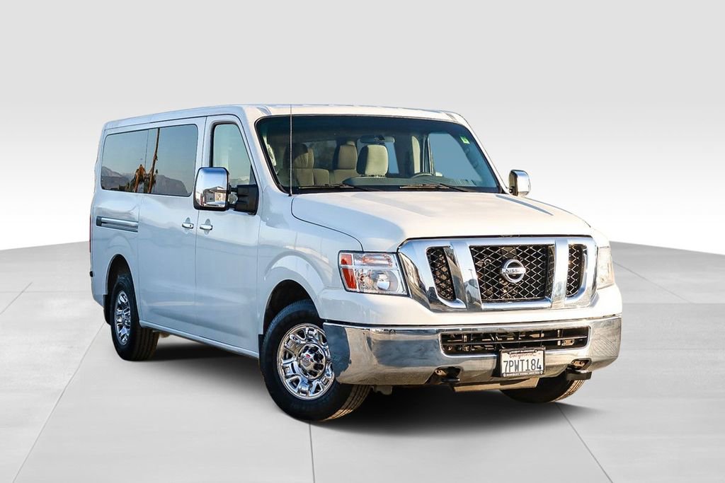 Used 2016 Nissan NV 3500 SV w/ SV Technology Package image 2