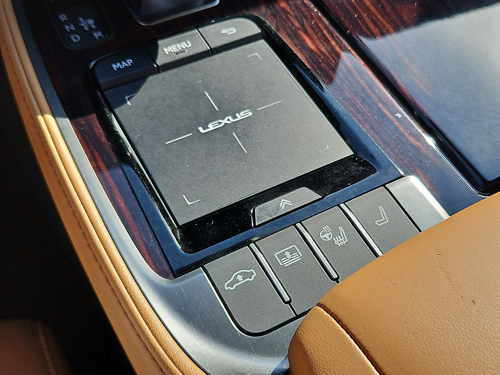 Used 2022 Lexus LS 500 AWD w/ Luxury Package image 23