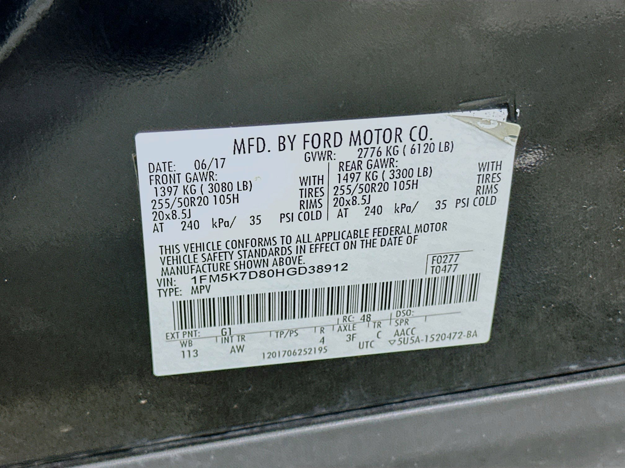 Used 2017 Ford Explorer XLT w/ Equipment Group 202A FWD image 12