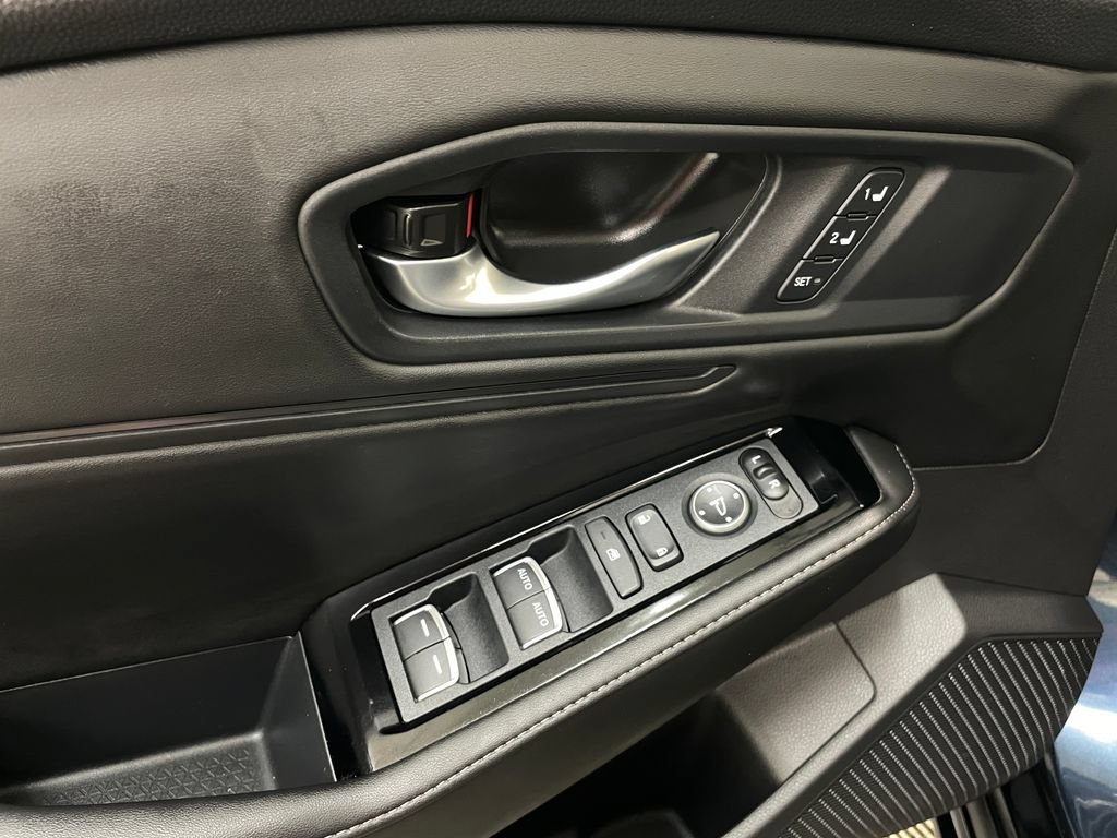 Used 2024 Honda Accord Touring image 15