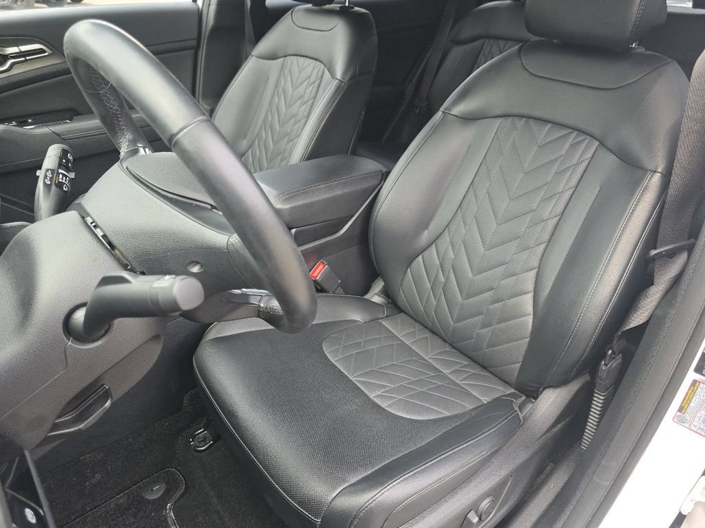 Used 2025 Kia Sportage X-Line AWD/4WD image 22