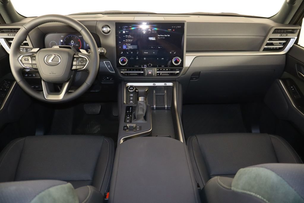 Used 2026 Lexus GX 550 image 14