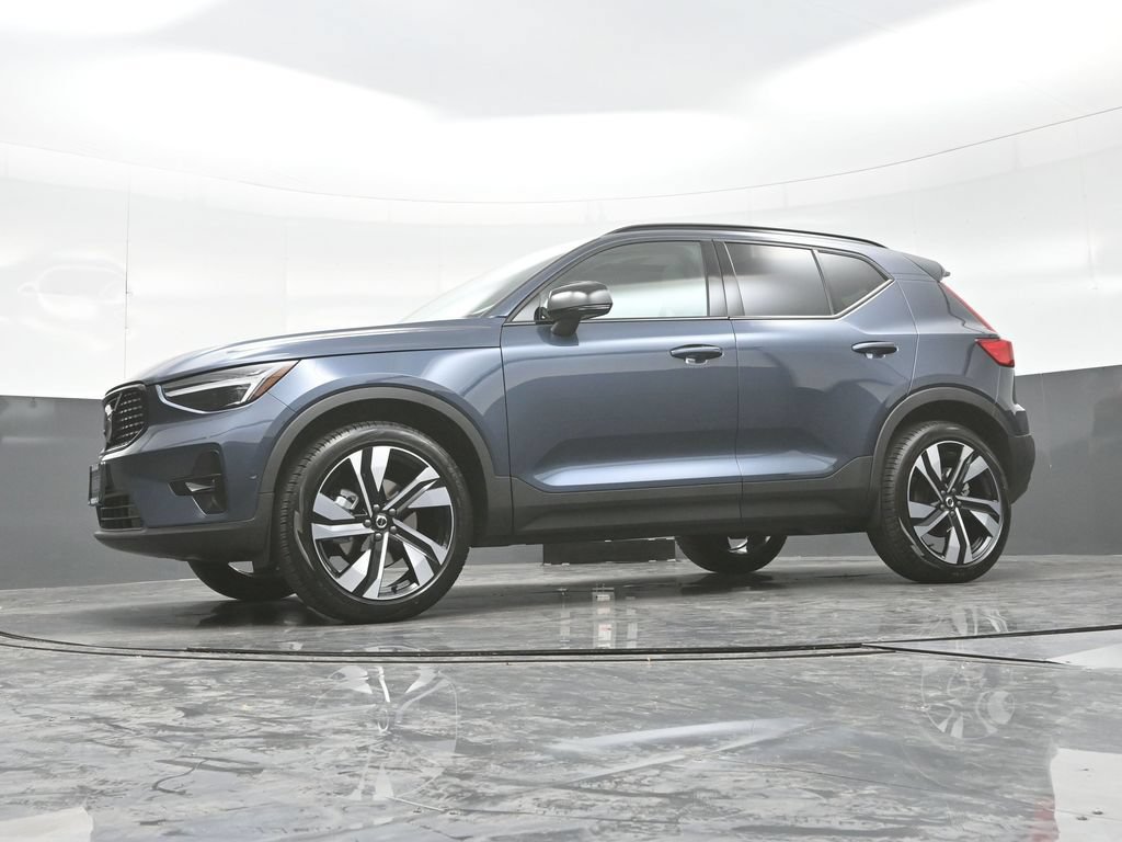 New 2026 Volvo XC40 B5 Ultra w/ Protection Package Premier AWD/4WD image 25