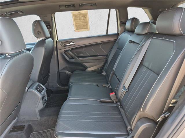 Used 2023 Volkswagen Tiguan SE R-Line FWD image 19