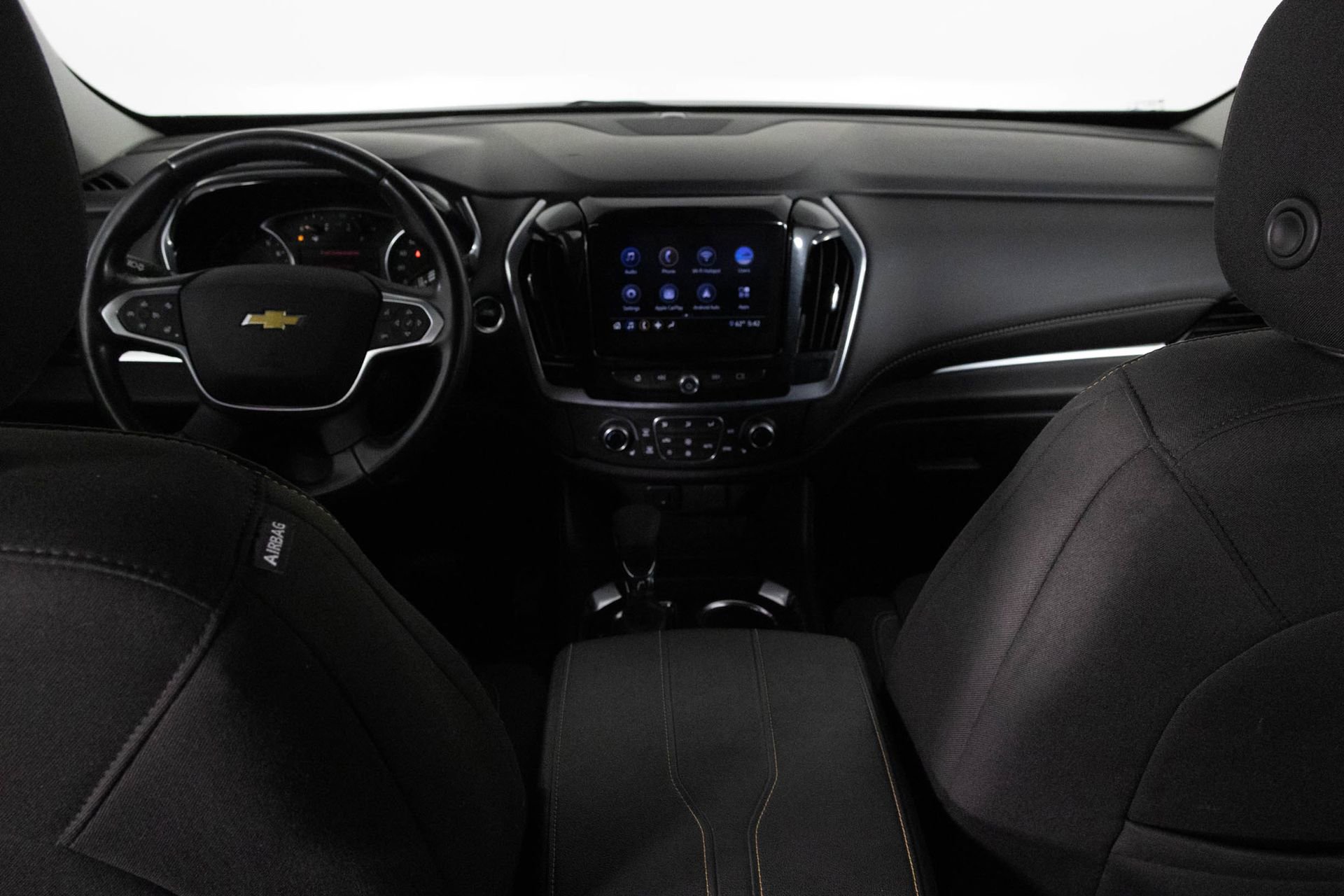 Used 2021 Chevrolet Traverse LT image 18